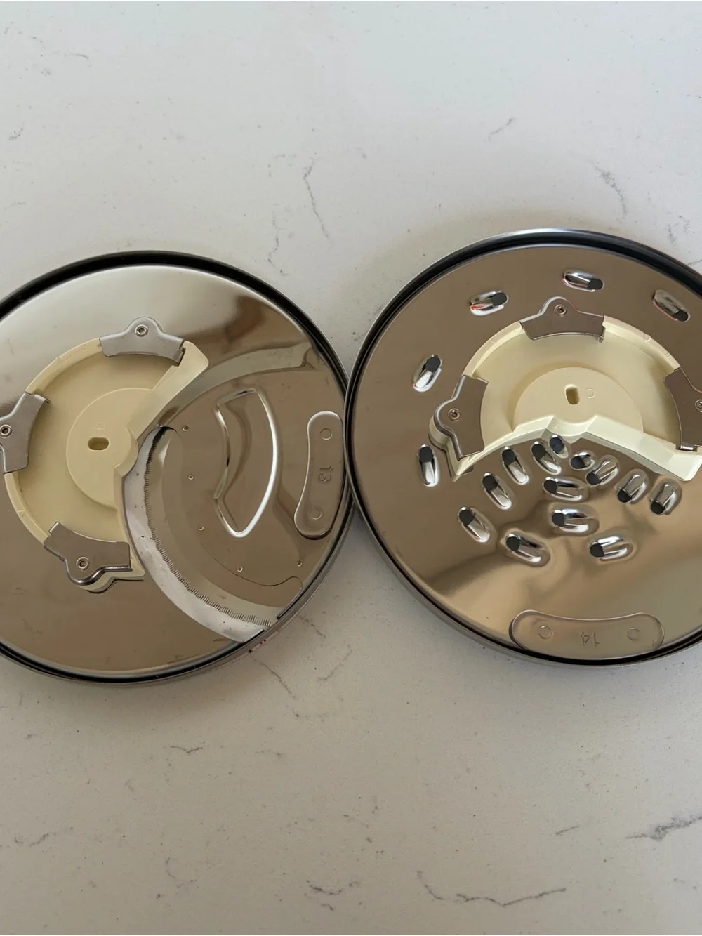 Cuisinart DFP-14 Series Disc DLC-044TX 4mm & DLC-037TX 14 Cup Food Processor NEW